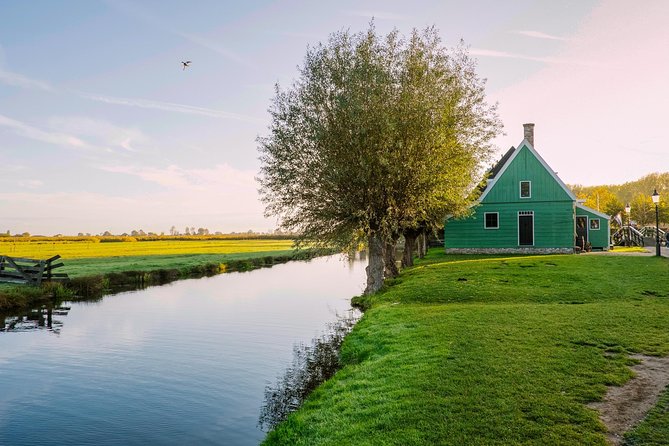 Amsterdam Windmill Tour Including Volendam, Marken - Visiting Volendam and Marken