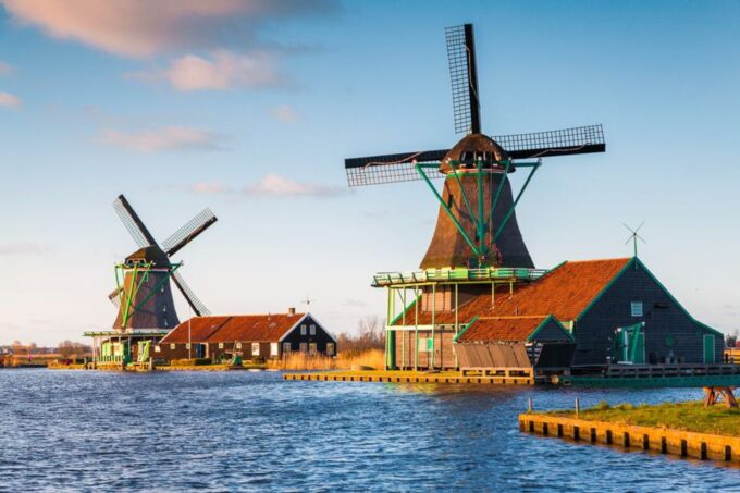 Amsterdam: Windmills, Edam, Volendam and Marken Private Tour - Discovering Dutch Industrial Heritage