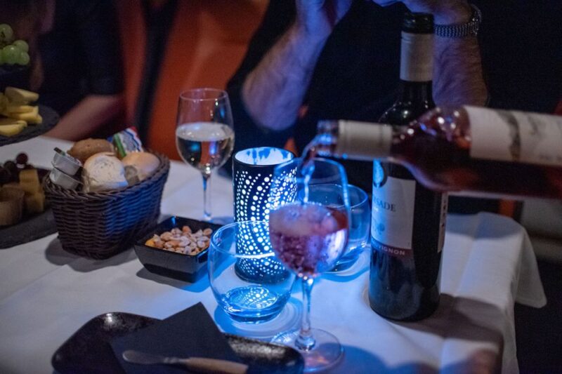 Amsterdam: Wine and Cheese Evening Cruise - Key Points