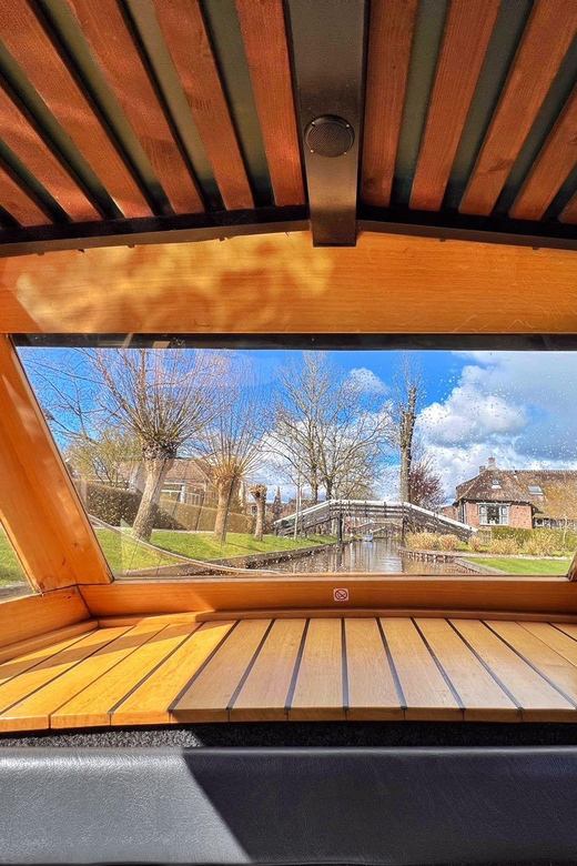 Amsterdam: Zaanse Schans and Giethoorn Day Trip With Cruise - Pricing and Inclusions