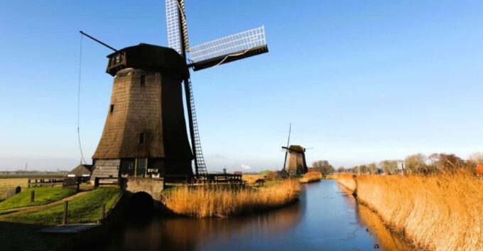 Amsterdam:Countryside of the Beaten Path Private Guided Tour - Historic Fishing Villages