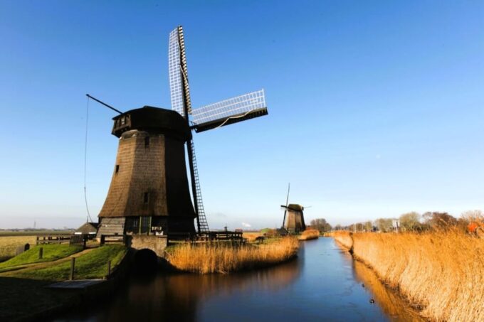 Amsterdam:Countryside of the Beaten Path Private Guided Tour - UNESCO World Heritage Site
