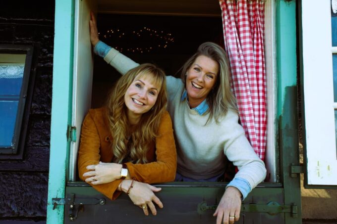 Amsterdam:Private Guided Non Touristic Tulip & Windmill Tour - Scenic Drives and Attractions