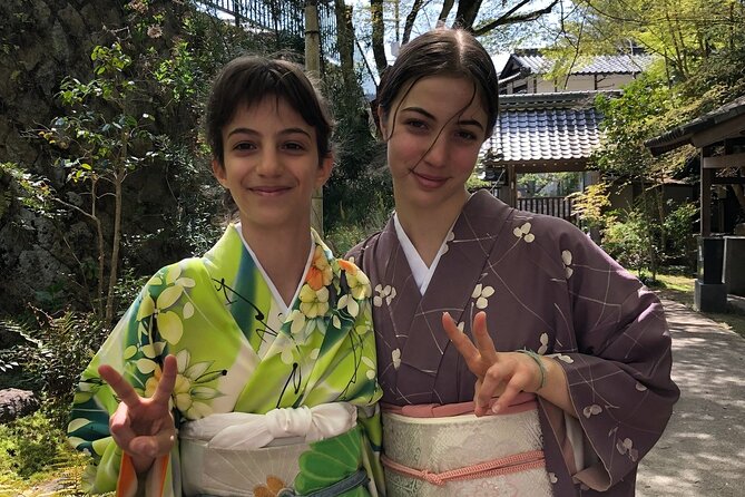 An Amazing Set of Cultural Experience: Kimono, Tea Ceremony and Calligraphy - Mastering the Art of Calligraphy