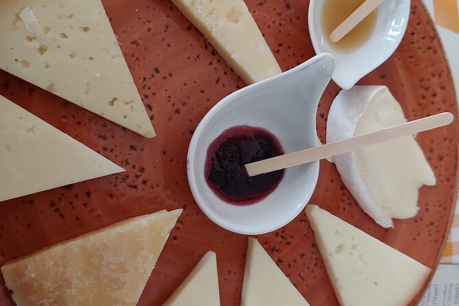 An Authentic Food & Wine Tour With a Sommelier in Pisa - Booking Information