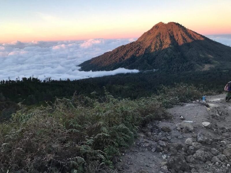 An Intimate Private Kawah Ijen Midnight Tour From Banyuwangi - Itinerary and Experience