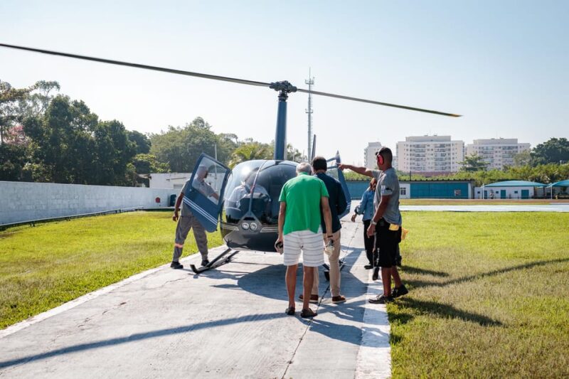 An Unforgettable 60minutes Helicopter Ride in Rio De Janeiro - Soaring Above Christ the Redeemer