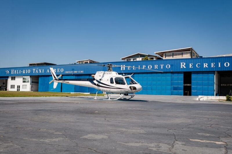An Unforgettable 60minutes Helicopter Ride in Rio De Janeiro - Personalized VIP Lounge Experience
