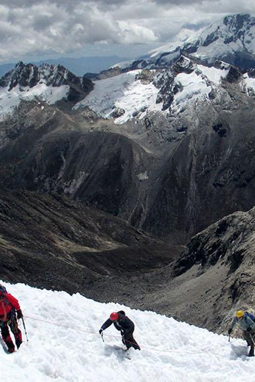 Ancash: Ascent to the Ishinga-Tocllaraju Mountains |5D-4N| - Key Points
