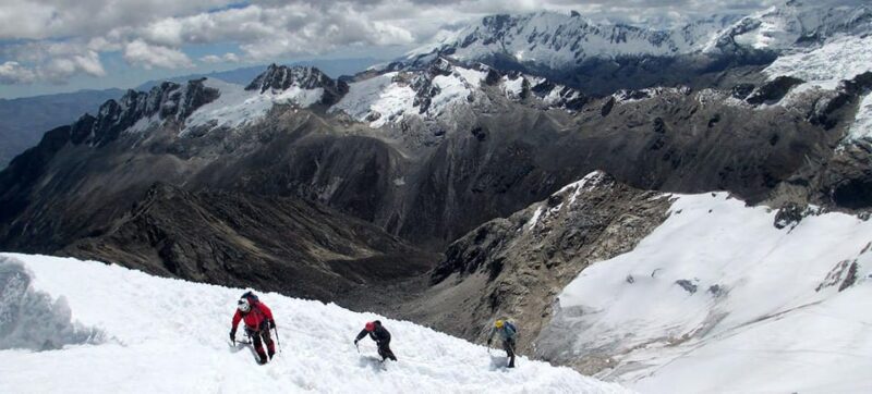 Ancash: Ascent to the Ishinga-Tocllaraju Mountains |5D-4N| - Conquering Tocllaraju