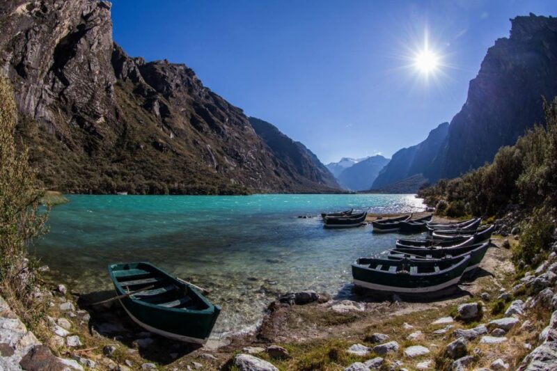Ancash: Trekking to Llanganuco and Yungay Lagoon |Full Day| - Callejón De Huaylas and Campo Santo De Yungay