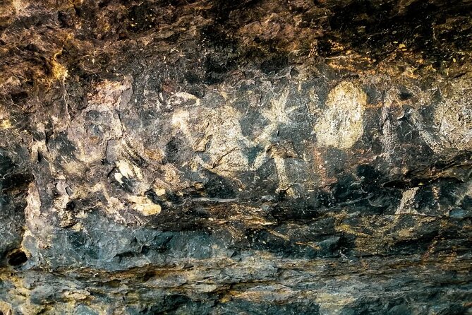 Ancestral Expedition Through the Cave of the Factory - Navigating the Moniquirá River Canyon
