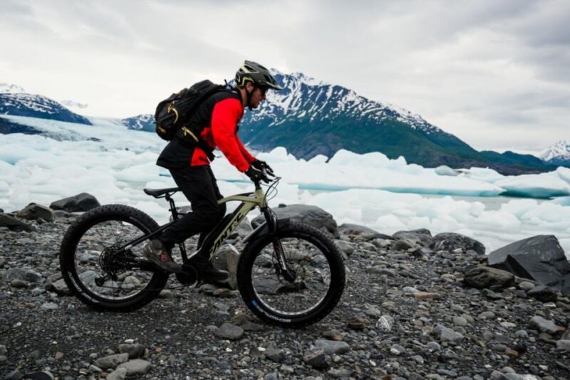 Anchorage: Heli E-Biking Adventure - Helicopter Journey