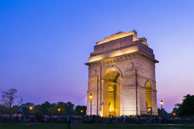 Ancient Caves, Forts, Taj & Temples Expedition Review - Meals and Refreshments