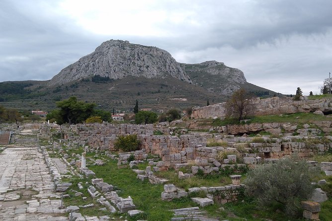 Ancient Corinth - Wine Tasting - Caves of Wonder - Great Lunch: Private Day Tour - Tour Accessibility