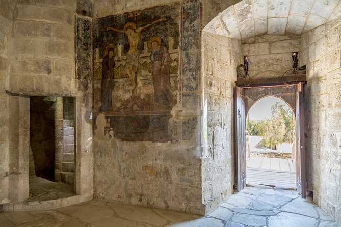 Ancient Kourion, Kolossi Castle, Omodos & Winery Tour - Paphos - Omodos Village