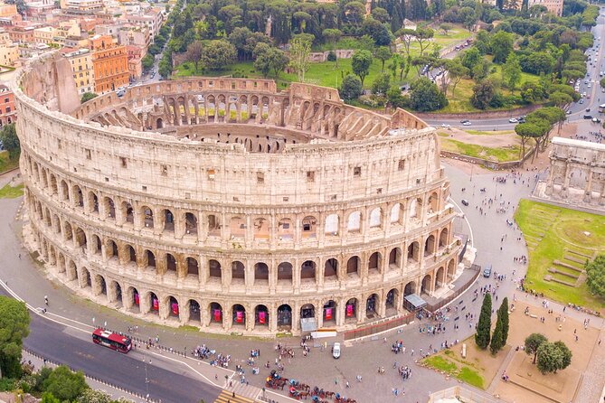 Ancient Rome Guided Walking Tour: Colosseum, Forum and Palatine - Traversing Palatine Hill