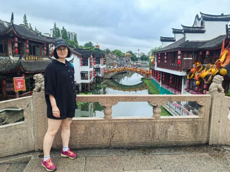 Ancient Water Town By Bus,Yu Garden,Bund By Bike or Escooter - Key Points