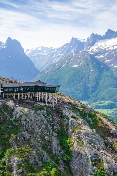 Åndalsnes: Gondola and Guided Mountain Walk - Memorable Local Experiences