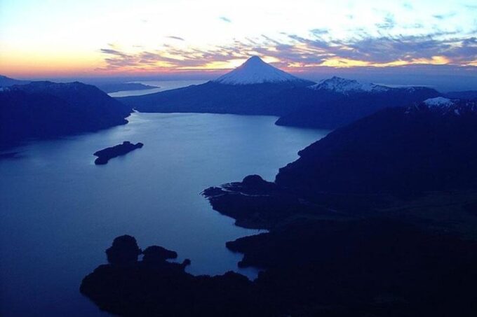 Andean Lakes Crossing Journey From Bariloche to Puerto Varas - Crossing Todos Los Santos Lake
