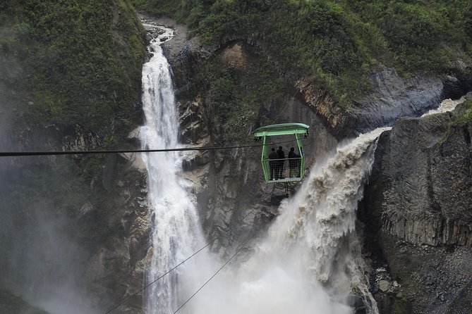 Andes and Amazon in 3 Days: Cotopaxi, Quilotoa, Baños, Amazon - Visiting Cotopaxi National Park