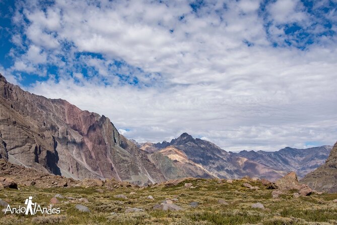 Andes Day Volcano 8K - Cajón Del Maipo - Hiking Terrain and Trail Details