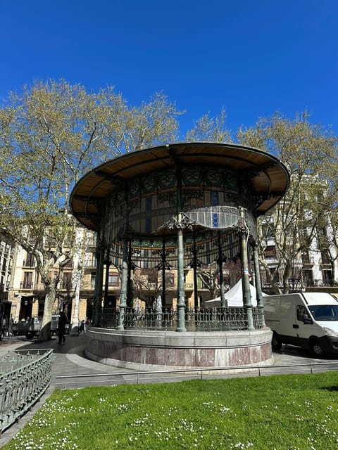 Anecdotes and History of San Sebastian - Experience Highlights