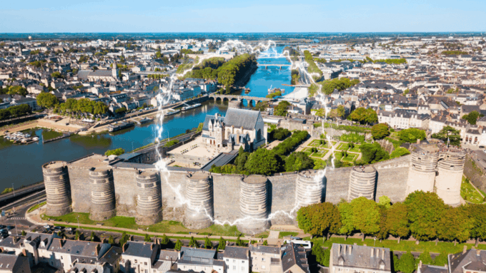 Angers: Team Escape Game on the Theme of Magic - Themed Immersion and Storyline