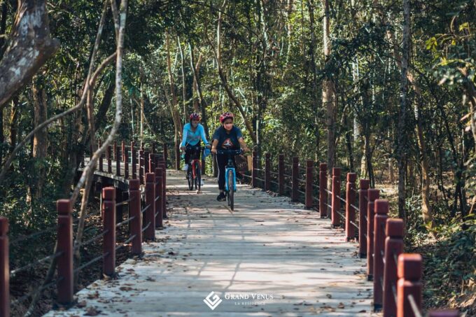 Angkor Bike Tour & Gondola Sunset Boat - Booking Policy