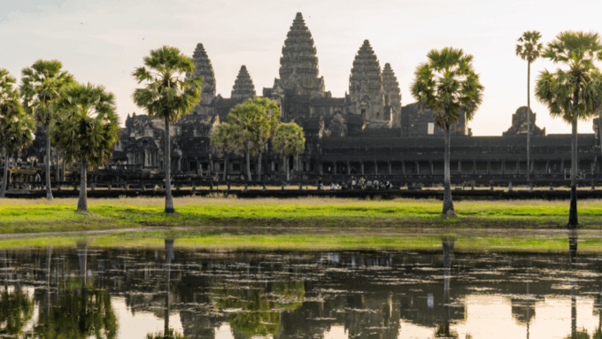Angkor Highlights Tour: Angkor Wat, Angkor Thom & Ta Prohm - Reserve Now and Pay Later