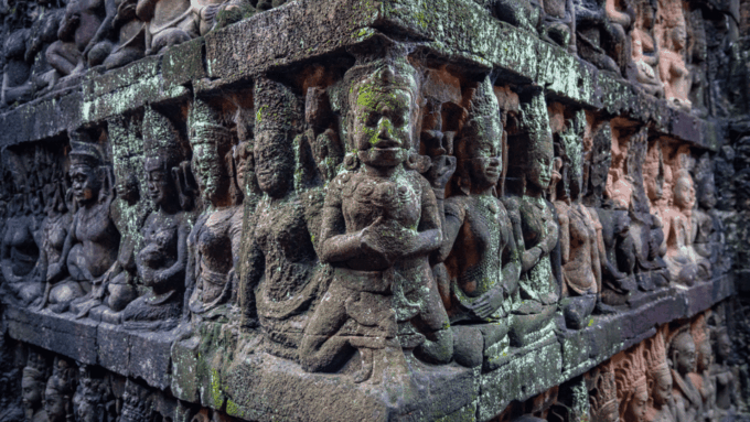 Angkor Highlights Tour: Angkor Wat, Angkor Thom & Ta Prohm - Frequently Asked Questions