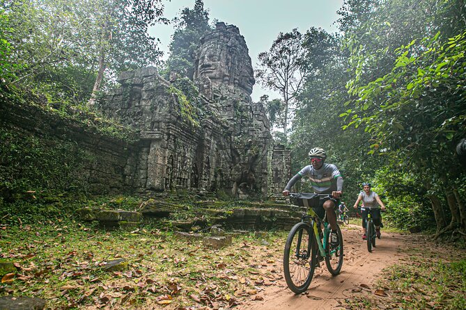 Angkor Sunrise Bike Tour With Breakfast and Lunch Included - Exploring Angkor Temples by Bike