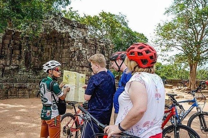 Angkor Sunrise Bike Tour With Breakfast & Lunch - Professional Local Guide