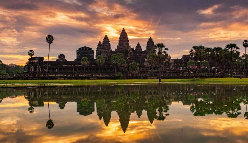 Angkor Sunrise & Small Circuit By Tuk- Tuk Include Breakfast - Itinerary Details