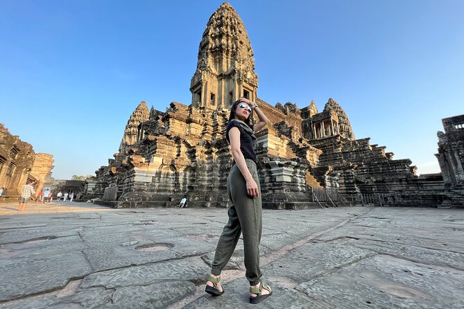 Angkor Wat 5-Day Guided Tour & Preah Vihear - Itinerary Day 2: Lost City Exploration