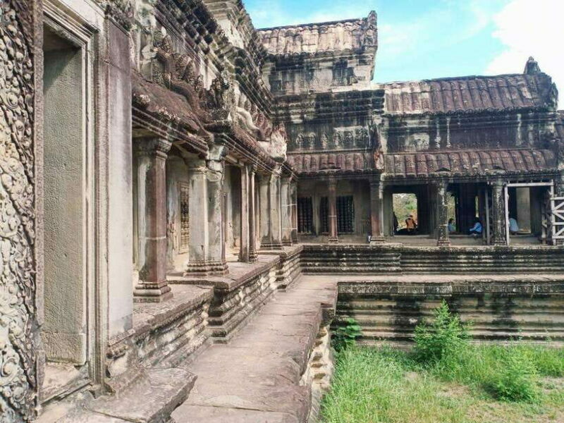 Angkor Wat, Angkor Thom, and Ta Prohm Day Trip with Sunset - An Introduction to the Tour Experience