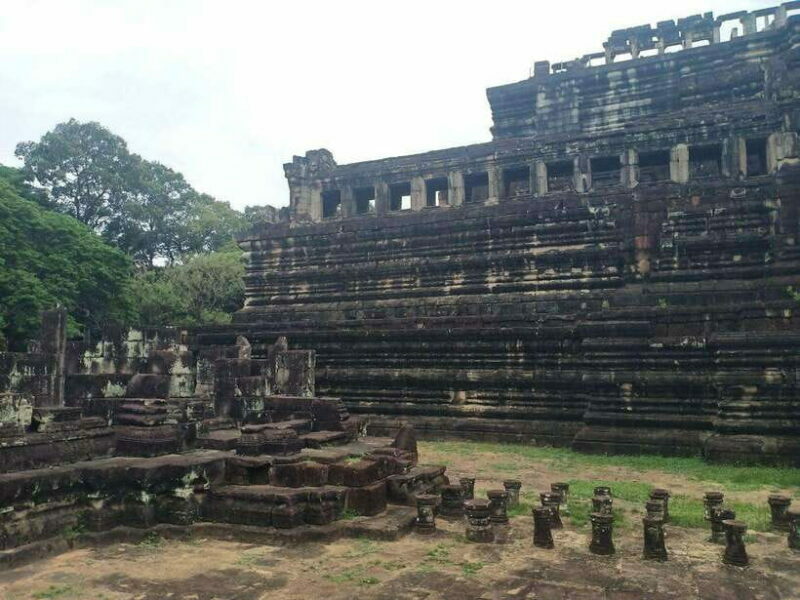 Angkor Wat, Angkor Thom, and Ta Prohm Day Trip with Sunset - Who Is This Tour Best For?