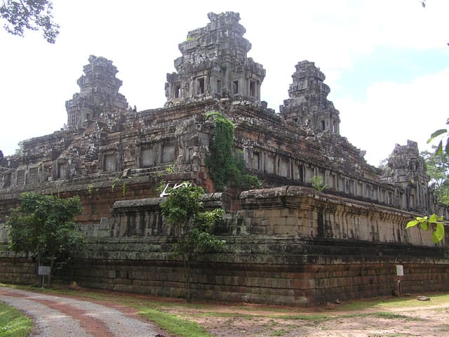 Angkor Wat, Bayon, Ta Promh and Beng Mealea: 2-Day Tour - Experiences and Attractions