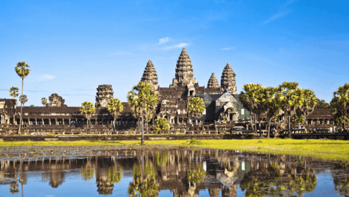 Angkor Wat Full-Day Private Tour With Sunrise - Sunrise at Angkor Wat