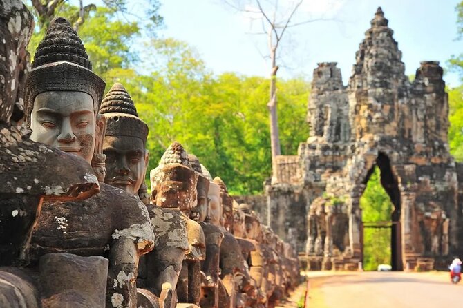 Angkor Wat Full Day Small Group With Sunset & Tour Guide - Sunset Experience