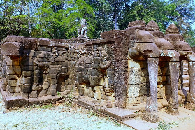Angkor Wat Full Day Tour in Siem Reap Small-Group - Tour Logistics and Considerations