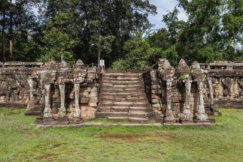 Angkor Wat Full-Day With Sunset by Private Tour - Bayon Temple Highlights