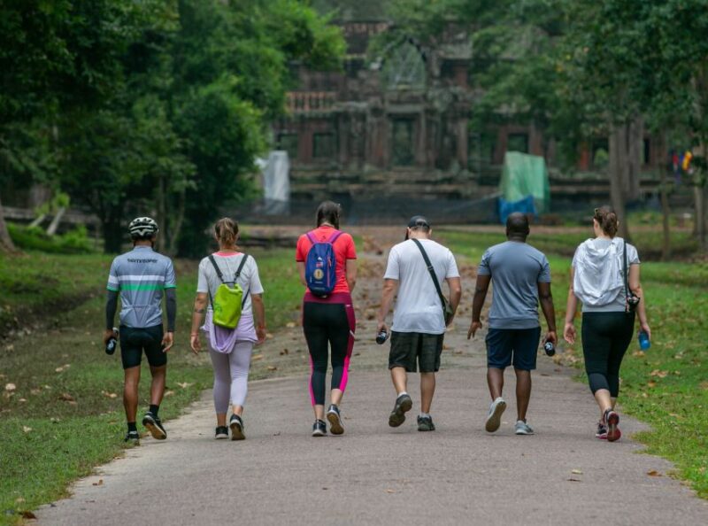 Angkor Wat: Guided Sunrise Bike Tour W/ Breakfast and Lunch - Guided Tours