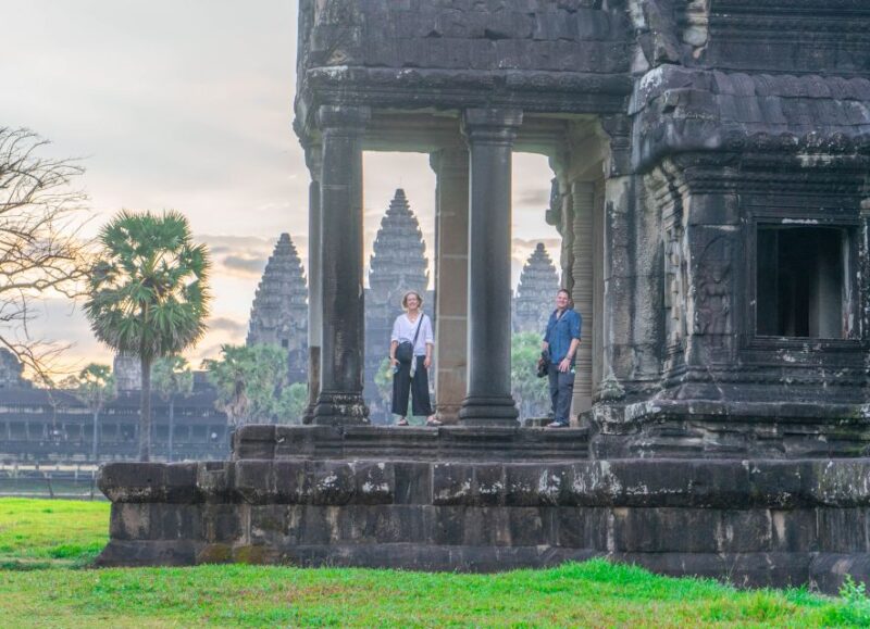 Angkor Wat: Guided Vespa Tour Inclusive Lunch at Local House - Good To Know