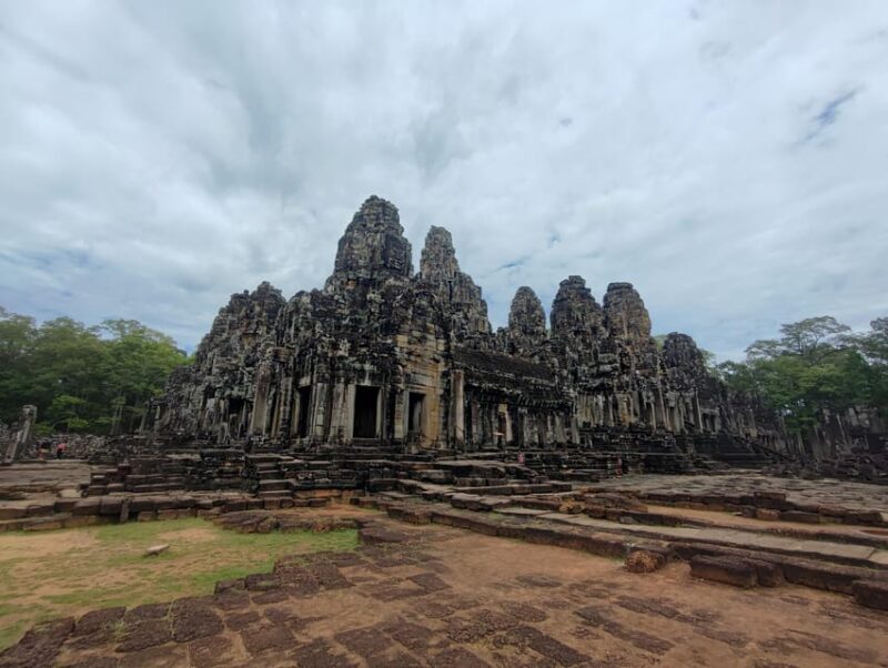 Angkor Wat Imaginary Experience - Journey and Exploration