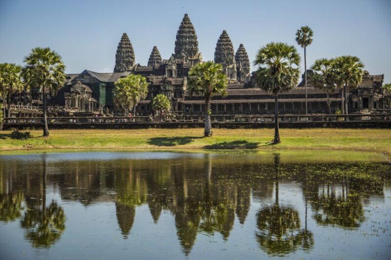 Angkor Wat in a Vintage Jeep With Driver - Jeep Rental - Experience and Highlights