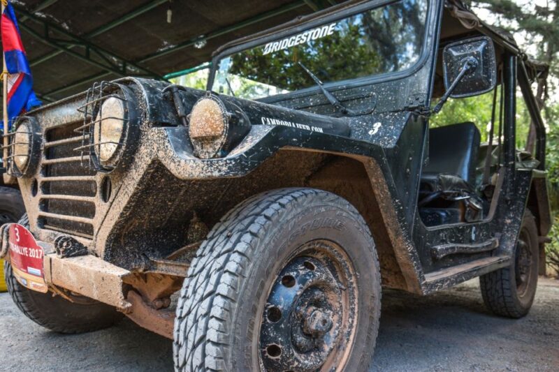 Angkor Wat in a Vintage Jeep With Driver - Jeep Rental - Vehicle and Driver Information