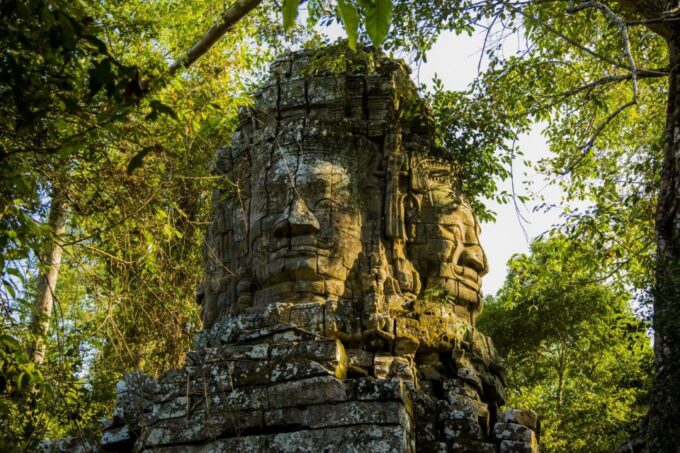 Angkor Wat in a Vintage Jeep With Driver - Jeep Rental - Pickup and Return Times