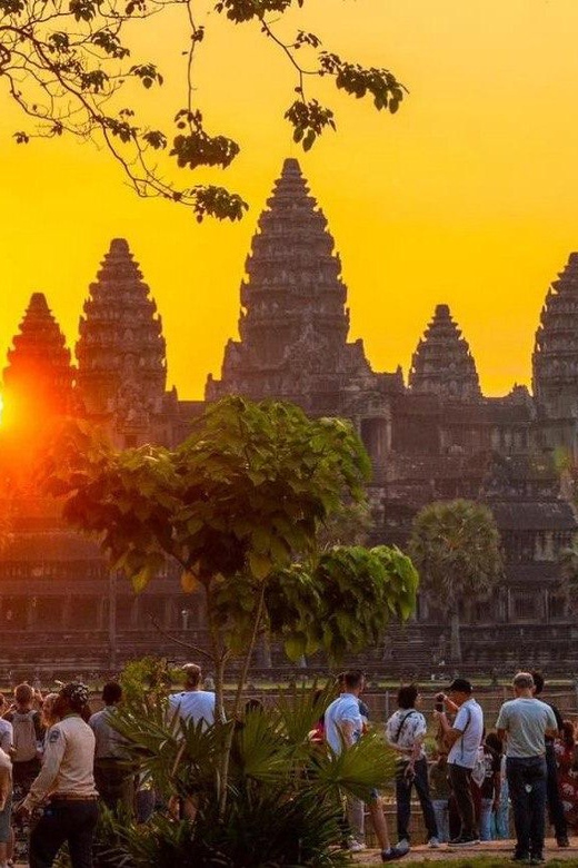 Angkor Wat One Day Private Tour Including Sunrise (Tuk Tuk) - Inclusions and Exclusions