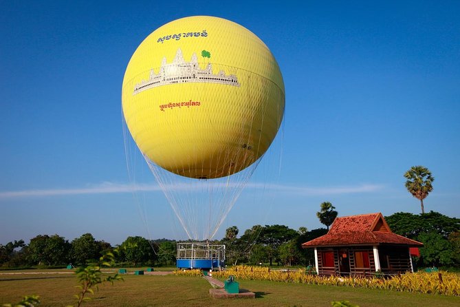 Angkor Wat Plus Balloon Ride With Khmer Lunch - Key Points